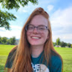 Meet your Posher, Elaina